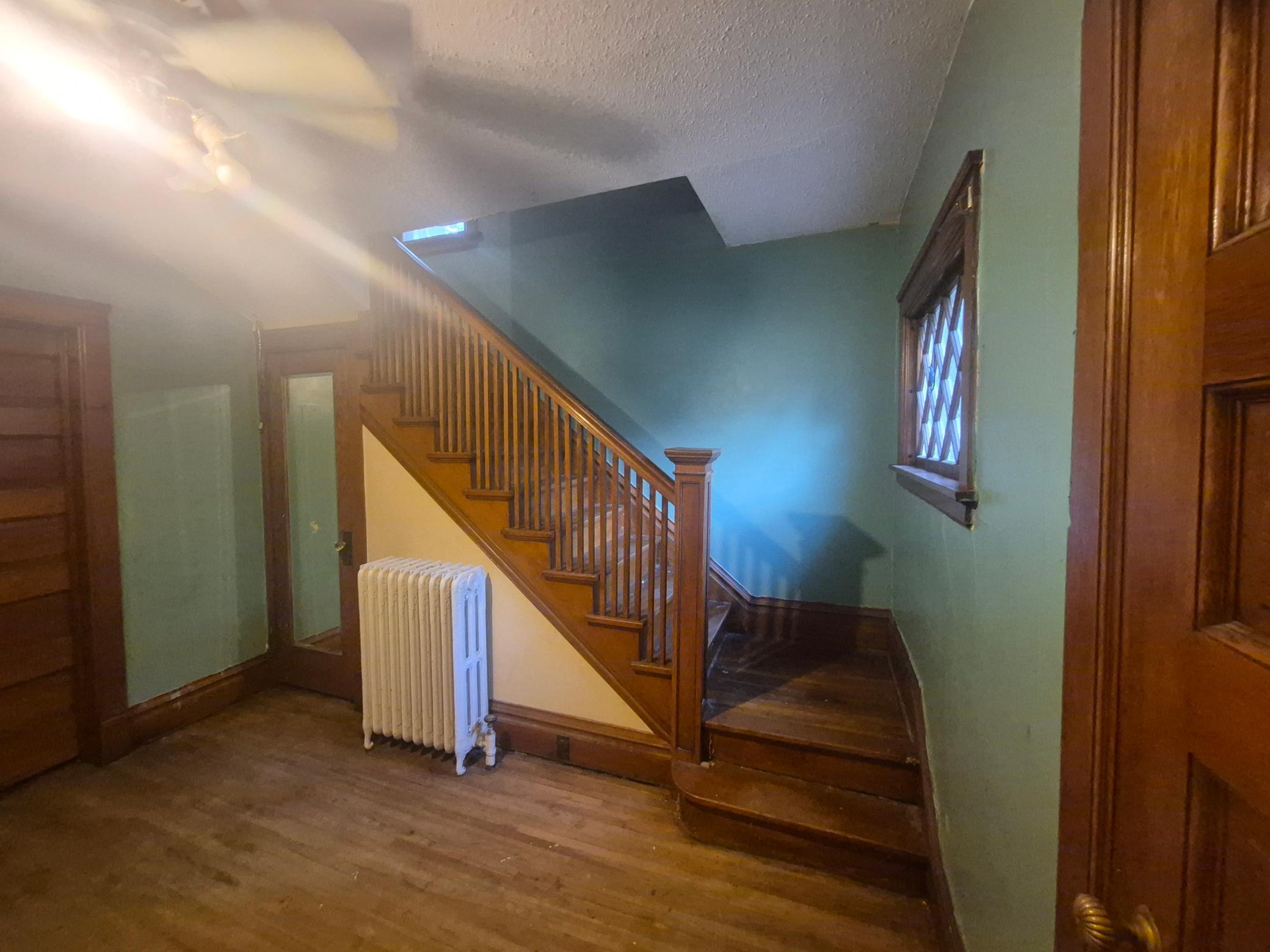 102 3rd Street Southeast Pipestone, MN 56164 - Photo 4 of 30