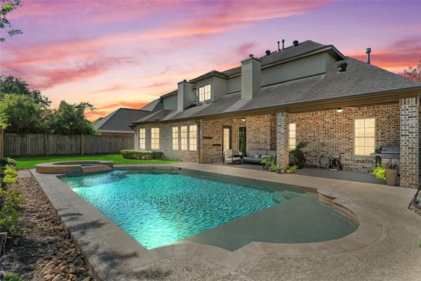 $619,900 | 3550 Windrose Drive, Beaumont, TX 77706