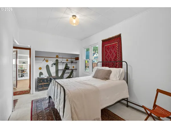 $470,000 | 381 Main Street, Dufur, OR 97021