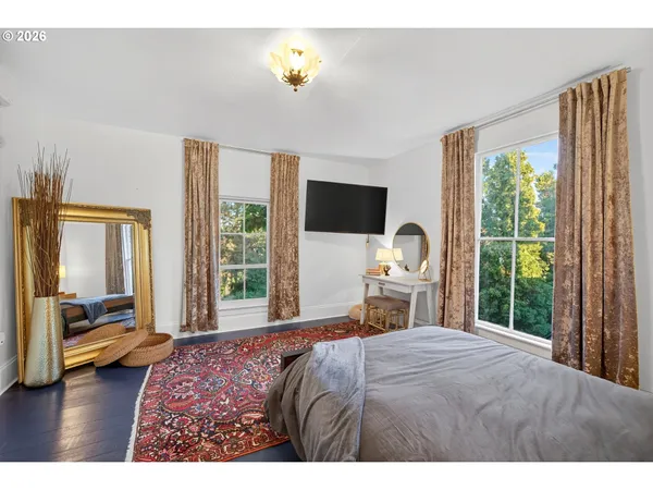 $470,000 | 381 Main Street, Dufur, OR 97021