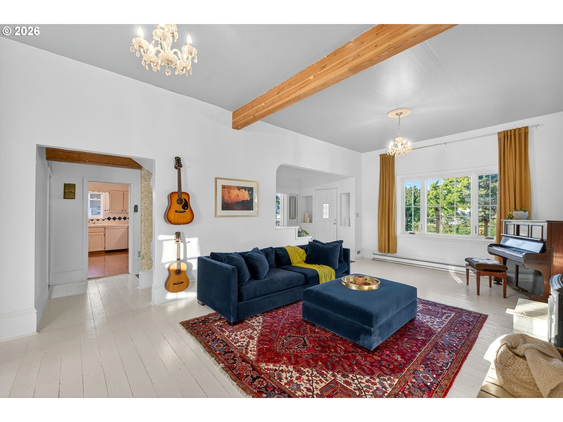 381 Main Street Dufur, OR 97021 - Photo 6 of 35