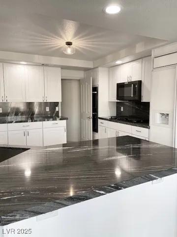 $779,000 | 274 Helmsdale Drive, Henderson, NV 89014