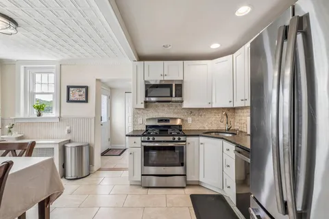 $615,000 | 105 Spring Mill Avenue, Conshohocken, PA 19428