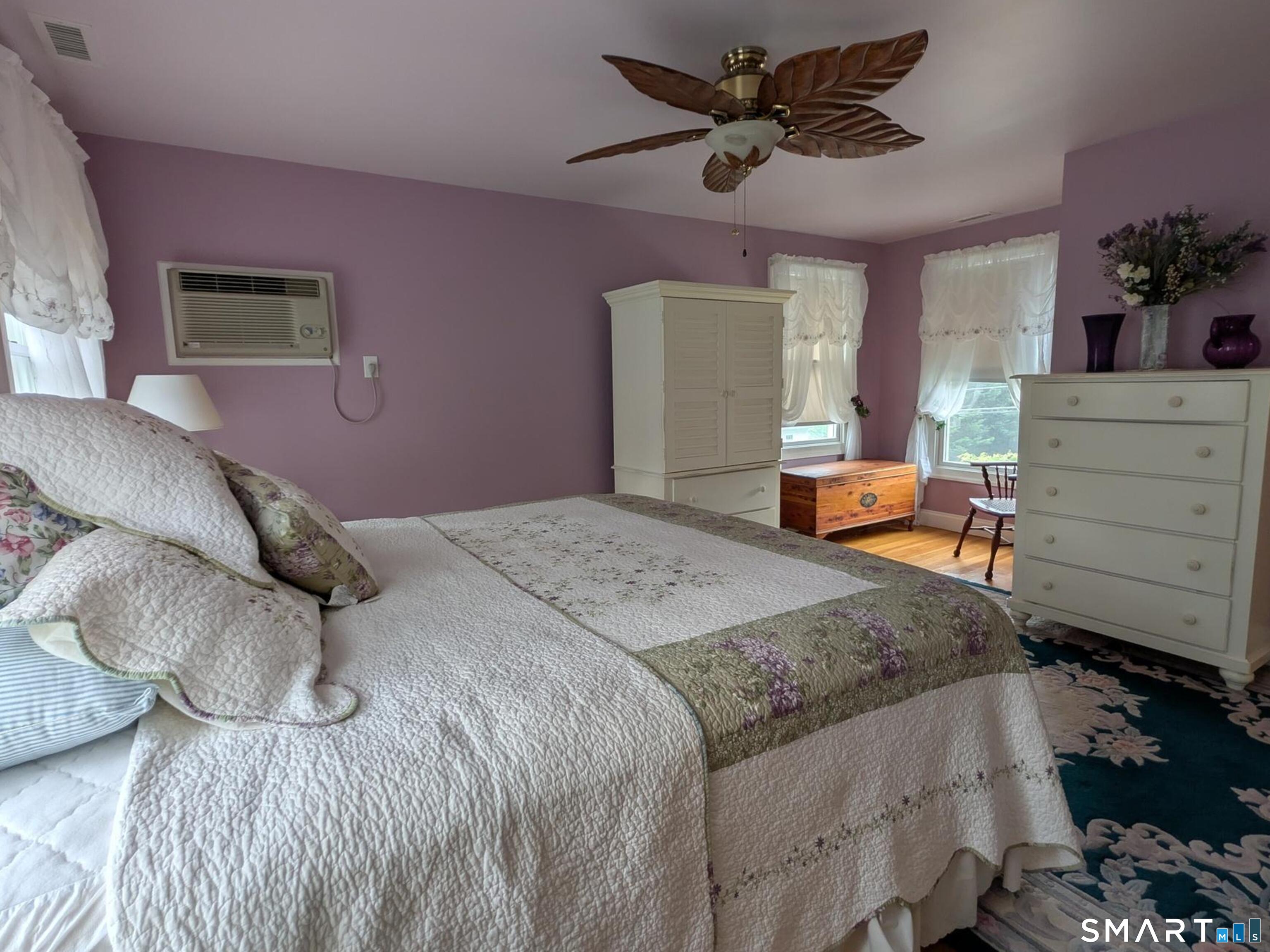 10 Shore Road Waterford, CT 06385 - Photo 12 of 26