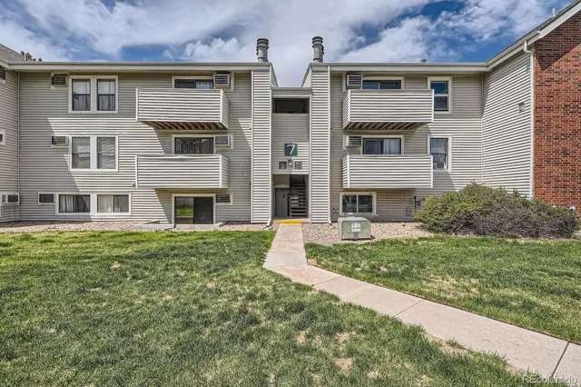 $160,000 | 10150 East Virginia Avenue, Unit 7301, Denver, CO 80247