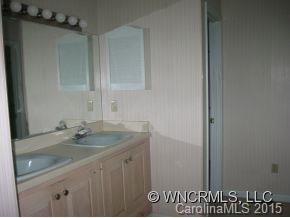 281 Staircase Falls Road Sapphire, NC 28774 - Photo 7 of 17 Gallery Image 7