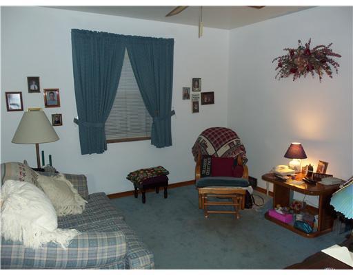 3641 Oakleaf Road Baldwin, PA 15227 - Photo 5 of 11 Other. Downstairs Bedroom