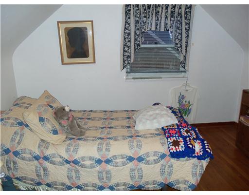 3641 Oakleaf Road Baldwin, PA 15227 - Photo 7 of 11 Other. Upstairs Bedroom