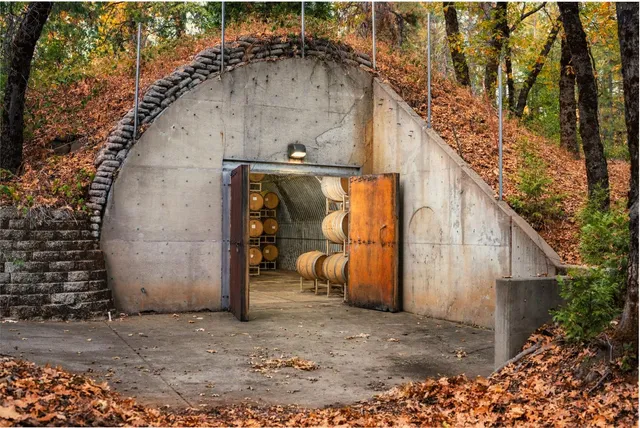 $1,800,000 | 3961 7 Ridges Road, Camino, CA 95709