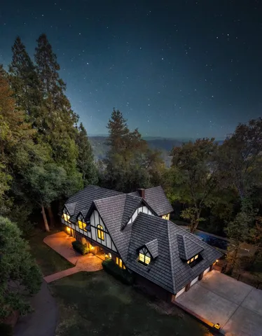 $1,800,000 | 3961 7 Ridges Road, Camino, CA 95709