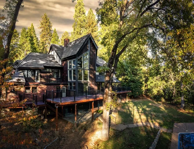 $1,800,000 | 3961 7 Ridges Road, Camino, CA 95709