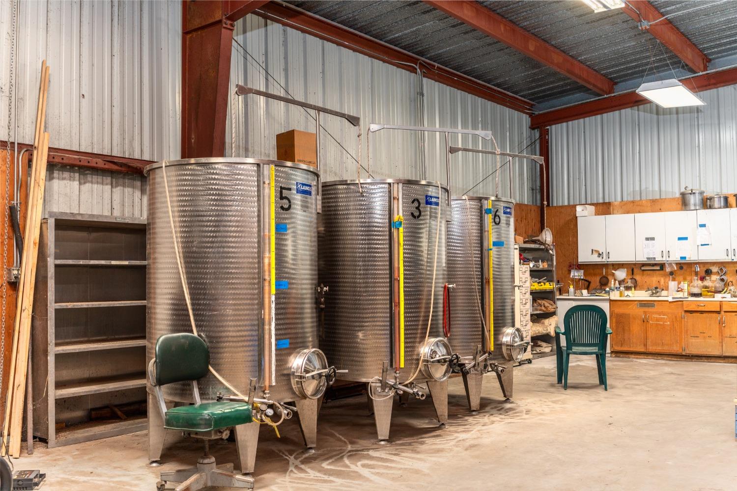 3961 7 Ridges Road Camino, CA 95709 - Photo 10 of 93