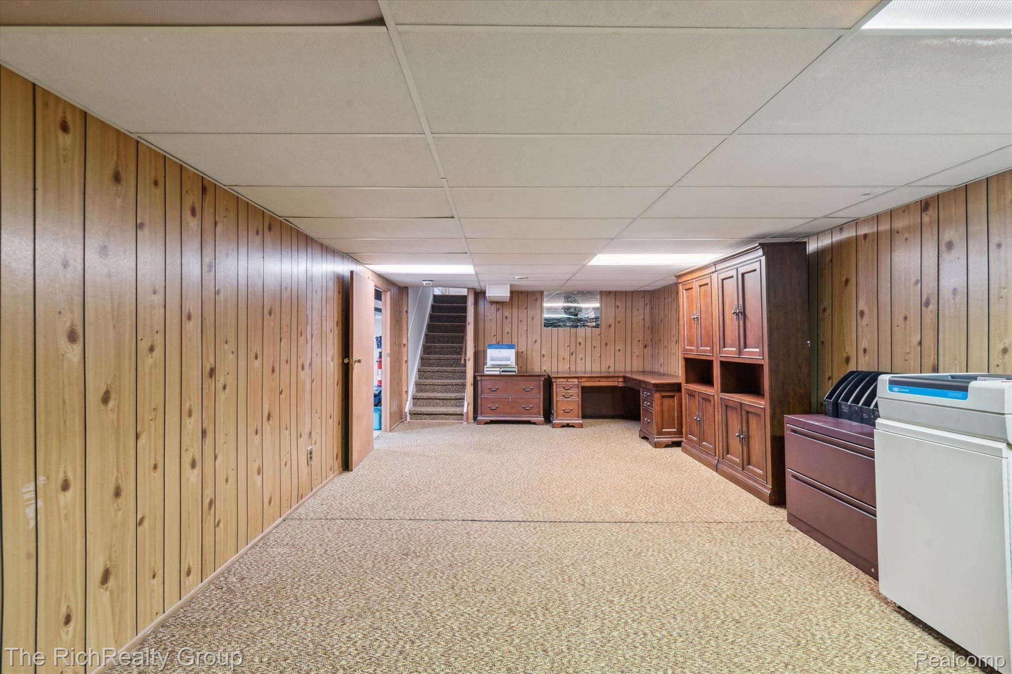 36502 Saxony Road Farmington, MI 48335 - Photo 32 of 51 Gallery Image 32