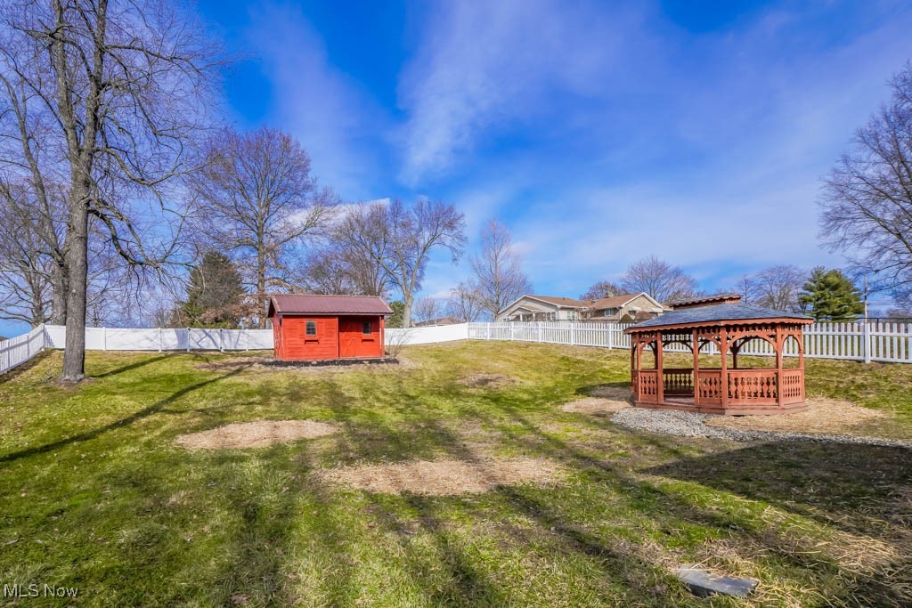 3669 Rolling Ridge Road Northeast Canton, OH 44721 - Photo 33 of 38 Gallery Image 33