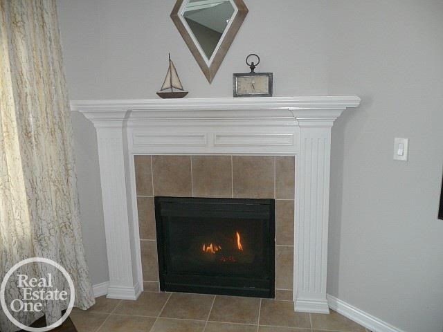 26067 Mariners Point New Baltimore, MI 48051 - Photo 7 of 33