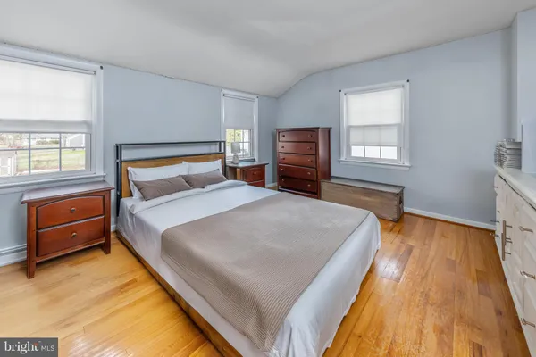 $2,400 | 307 Dickinson Road, Glassboro, NJ 08028