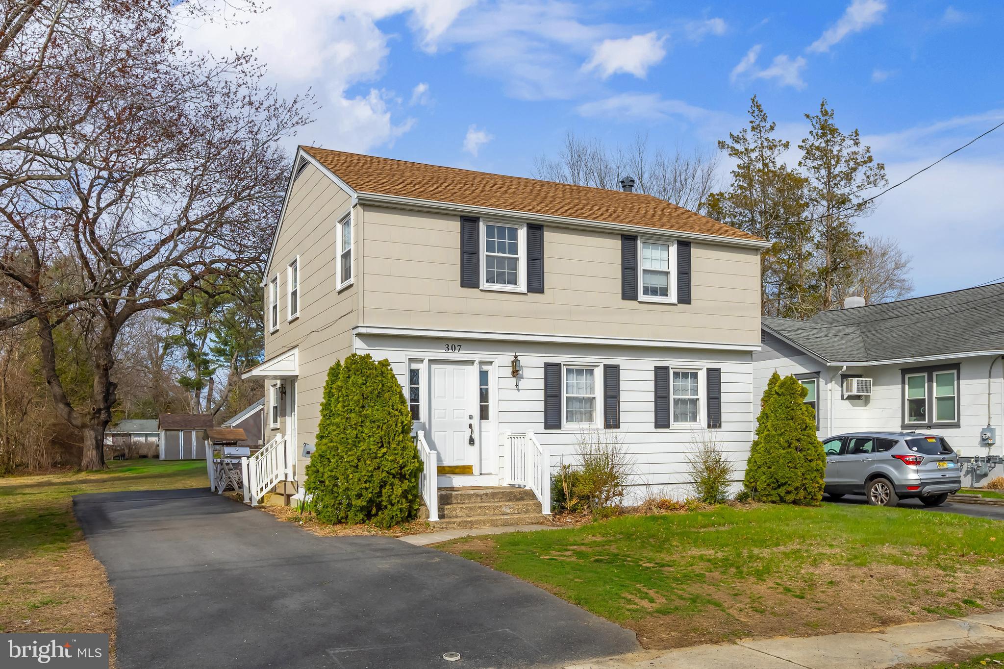 307 Dickinson Road Glassboro, NJ 08028 - Photo 2 of 15