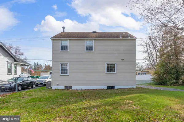 $2,400 | 307 Dickinson Road, Glassboro, NJ 08028