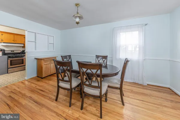 $2,400 | 307 Dickinson Road, Glassboro, NJ 08028