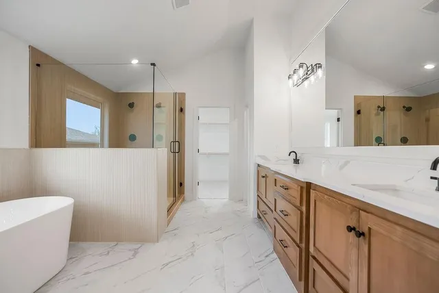 $799,950 | 11468 South Violet Street, Olathe, KS 66061