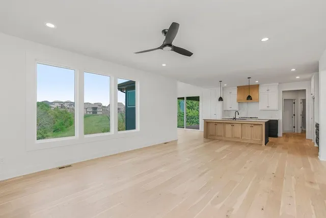 $799,950 | 11468 South Violet Street, Olathe, KS 66061