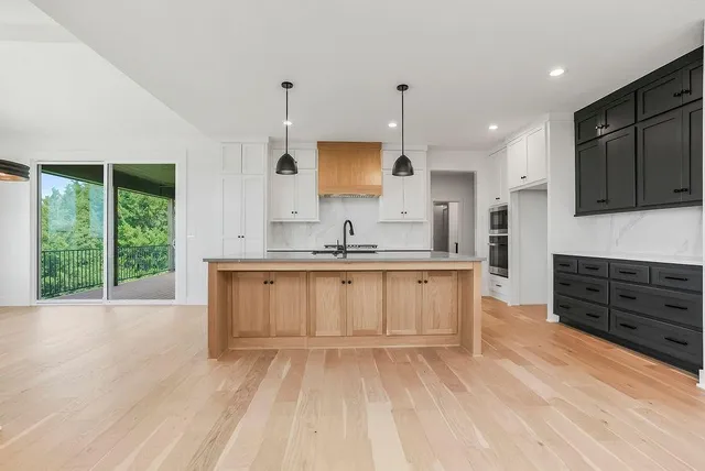 $799,950 | 11468 South Violet Street, Olathe, KS 66061