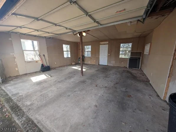 $2,975 | 8 Randolph Avenue, Hopatcong, NJ 07843