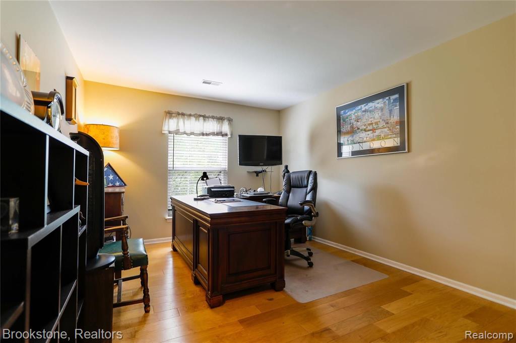 3572 Tremonte Circle Rochester, MI 48306 - Photo 23 of 55
