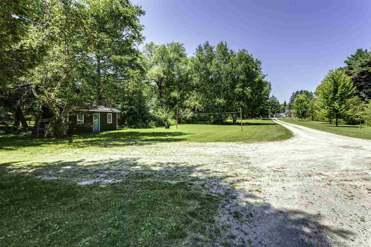 4489 Lakeshore Road Lexington, MI 48450 - Photo 27 of 38