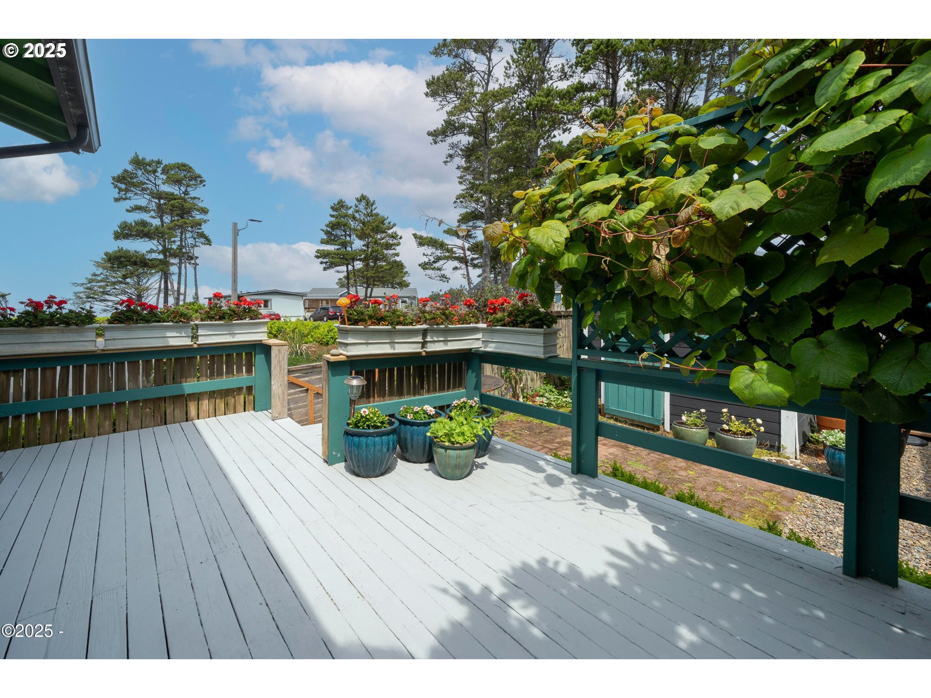 4875 Highway 101, Unit 11 Depoe Bay, OR 97341 - Photo 17 of 32 a view of outdoor kitchen and dining area