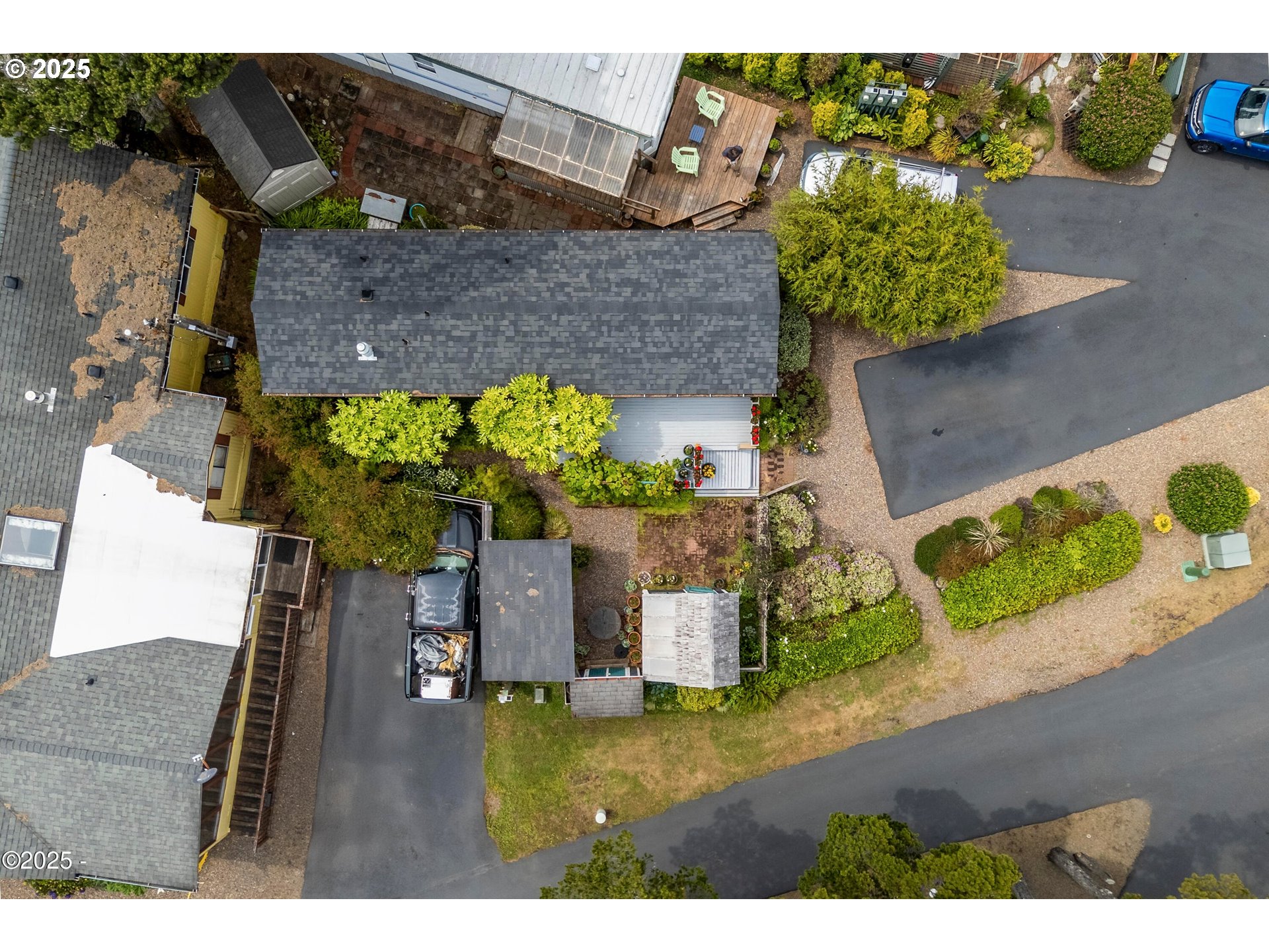 4875 Highway 101, Unit 11 Depoe Bay, OR 97341 - Photo 29 of 32 a picture of a building