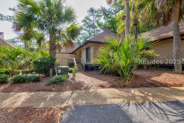 $440,000 | 112 Devils Elbow Lane, Unit 112, Hilton Head Island, SC 29926