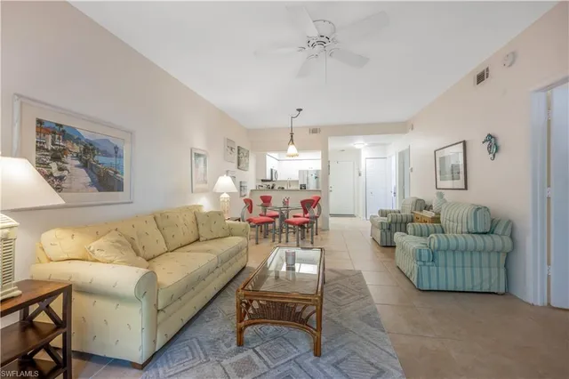 $4,100 | 3321 Olympic Drive, Unit 623, Naples, FL 34105