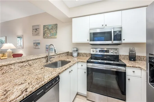 $4,100 | 3321 Olympic Drive, Unit 623, Naples, FL 34105