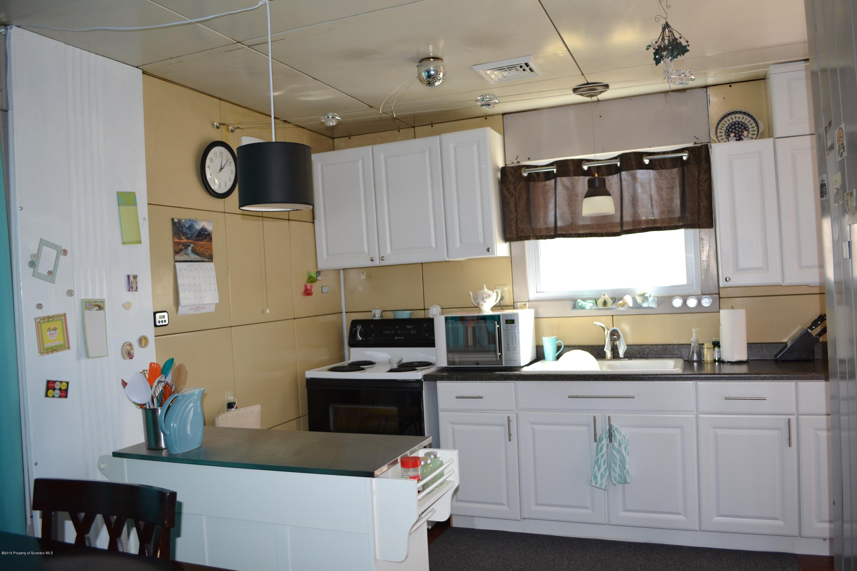 902 Fairview Road Clarks Summit, PA 18411 - Photo 2 of 12 Gallery Image 2