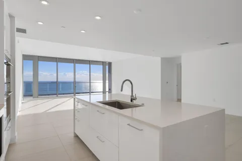$2,999,000 | 153 North Seabreeze Boulevard, Unit 1001, Fort Lauderdale, FL 33304