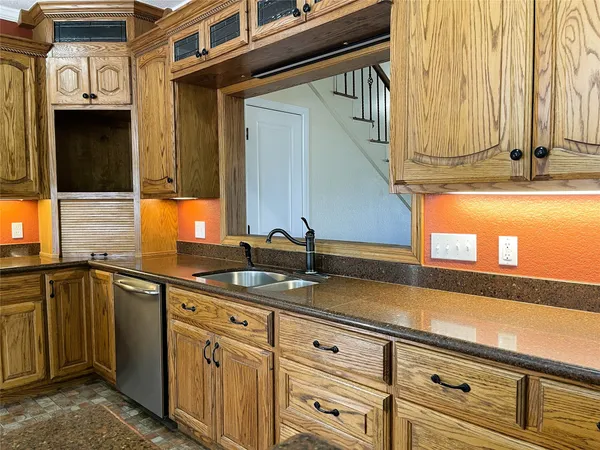 $760,000 | 107 Highway 14, Wortham, TX 76693