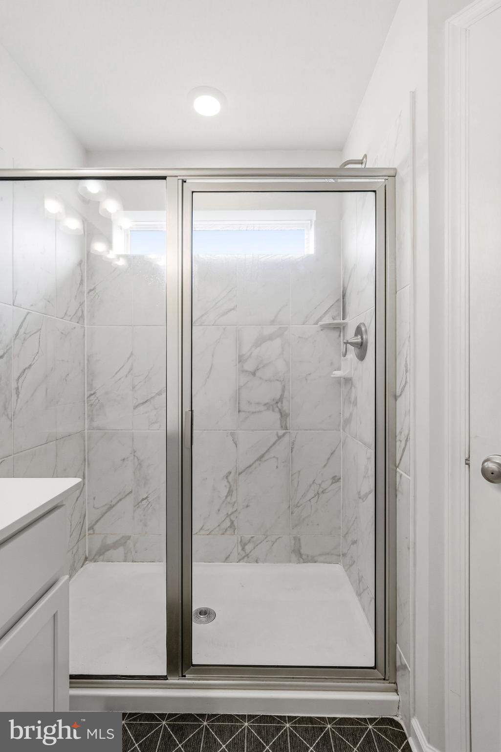 22 Cardinal Way Raritan, NJ 08869 - Photo 24 of 39