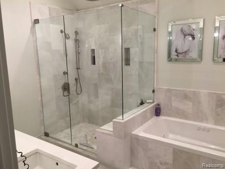 5210 Longmeadow Road Bloomfield Hills, MI 48304 - Photo 18 of 30 IMG_5997 (440x330).jpg