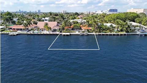$4,995,000 | 716 Intracoastal Drive, Fort Lauderdale, FL 33304