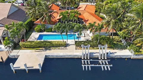 $4,995,000 | 716 Intracoastal Drive, Fort Lauderdale, FL 33304