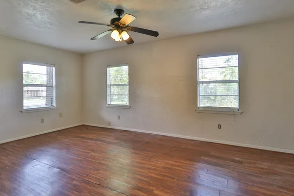 $1,450 | 11913 25th Street, Santa Fe, TX 77510