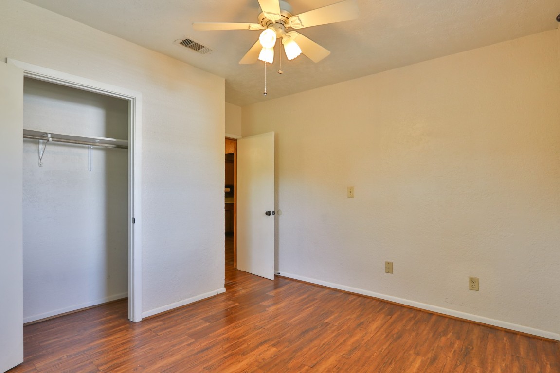 11913 25th Street Santa Fe, TX 77510 - Photo 8 of 24