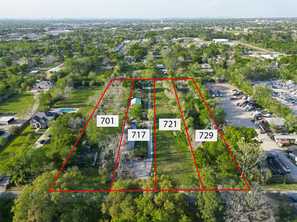 $500,000 | 701 Crenshaw Road, Houston, TX 77504