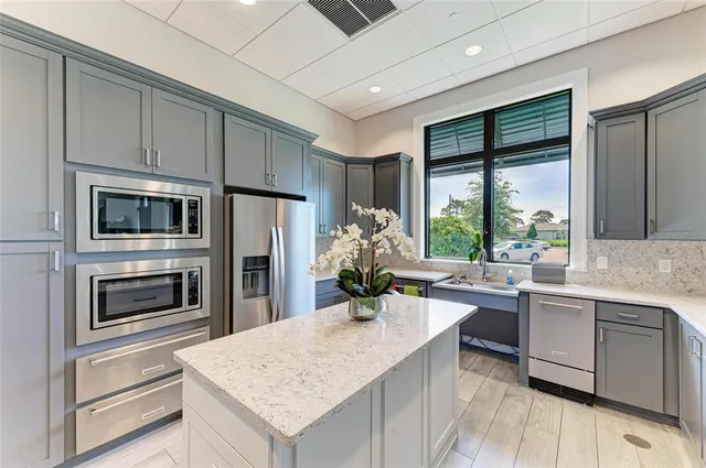 $2,595 | 14672 Misty Pond Loop, Nokomis, FL 34275