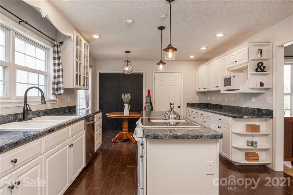 46 Warlick Road Mills River, NC 28759 - Photo 17 of 47 Gallery Image 17