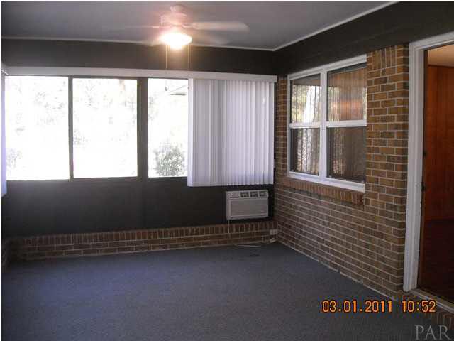 2191 West Kingsfield Road Cantonment, FL 32533 - Photo 17 of 18 Florida Room