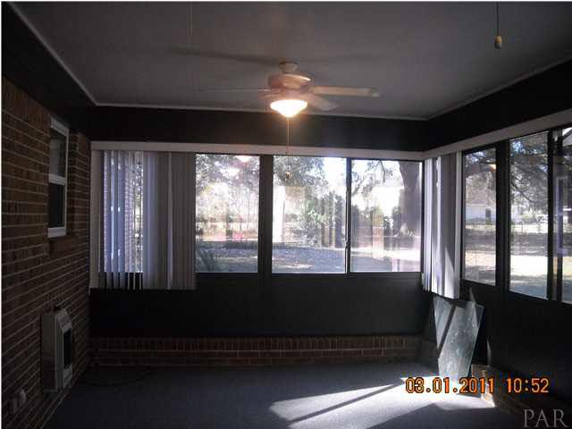 2191 West Kingsfield Road Cantonment, FL 32533 - Photo 18 of 18 Florida Room