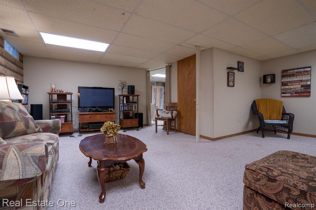 3095 York Road Rochester Hills, MI 48309 - Photo 40 of 45