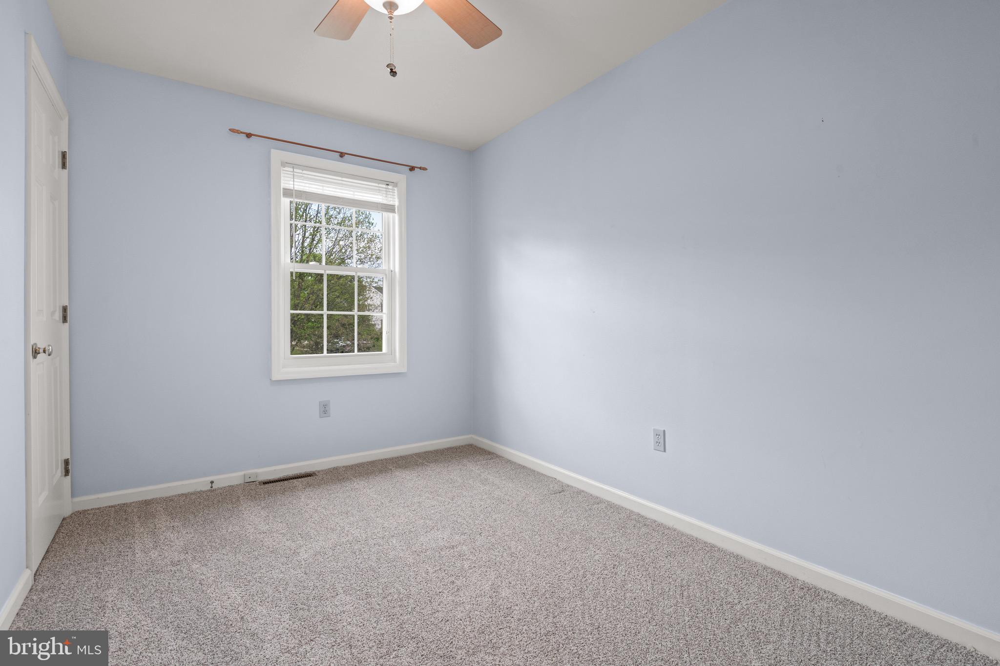 36 Greythorne Road Lancaster, PA 17603 - Photo 23 of 46 Bedroom 2